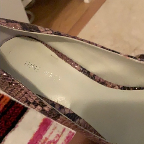 Nine West Limoscene Snakeskin block heel size 7.5 - Picture 7 of 8